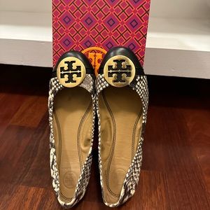Tory Burch flats!